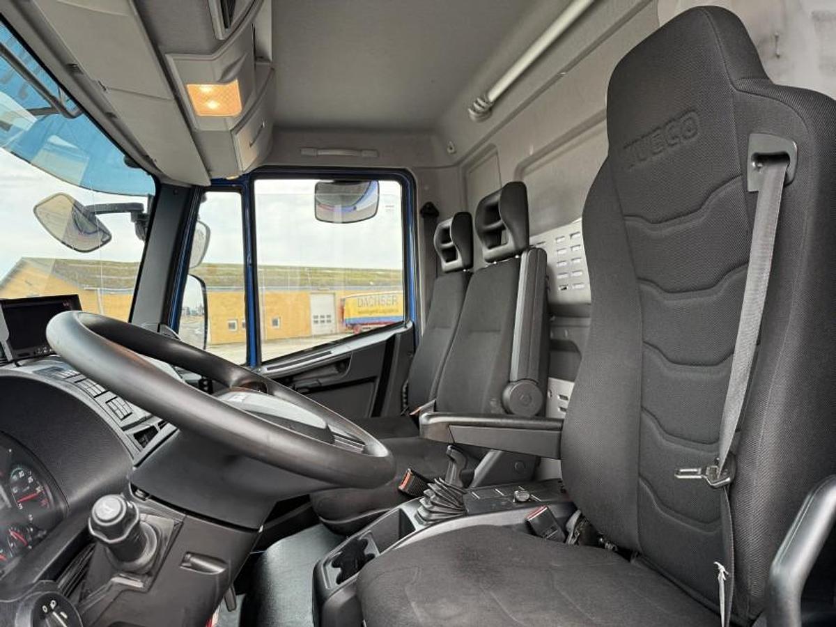 God 2018 Iveco Eurocargo 120E25 4x2 Lukket Kasse