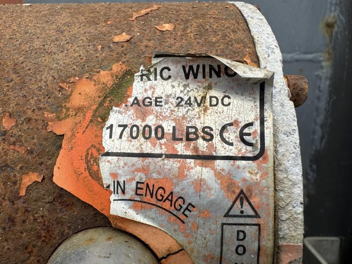 God Kässbohrer 4 akslet Udtrækkelig Maskintrailer