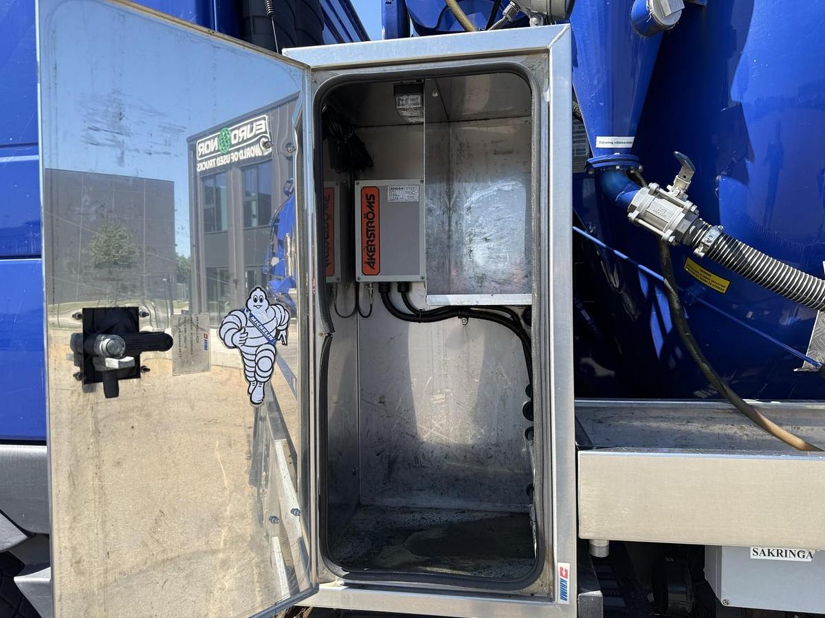 Meget god Volvo FM420 6x2*4 EEV Interconsult 12.700 l. Rustfri