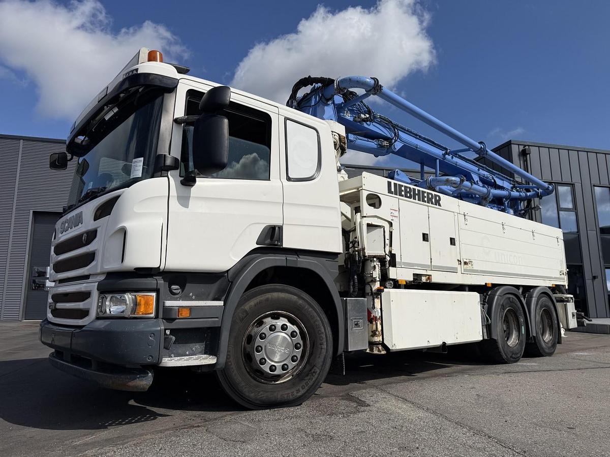 God Scania P370 6x4 Liebherr THP140H 24 M4 XH
