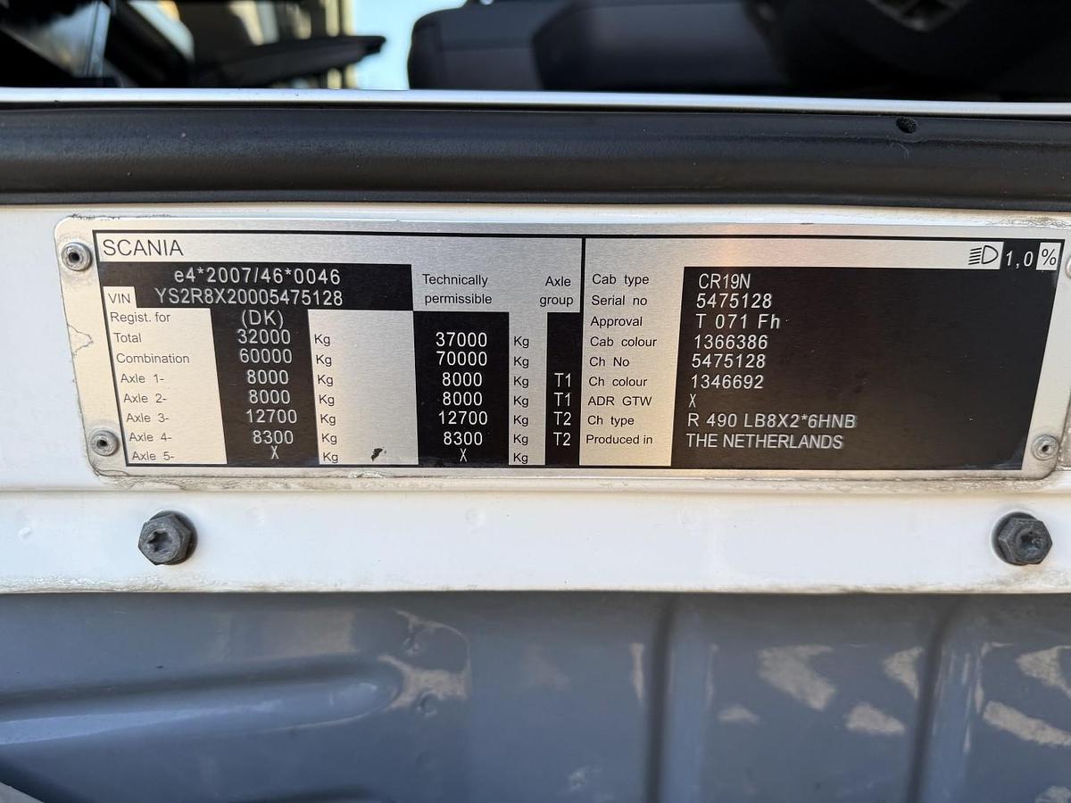 Meget god 2017 R490 8x2*6 ADR Chassis