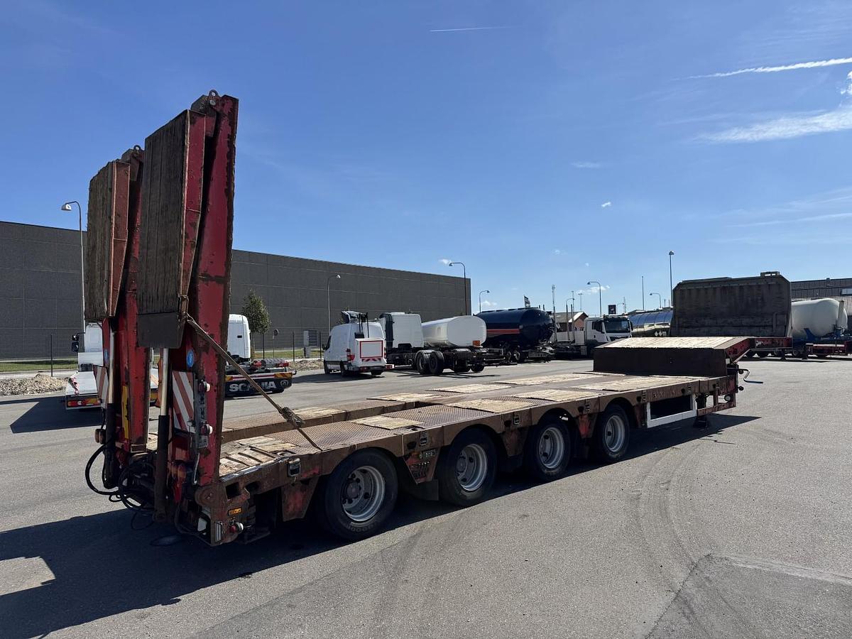 God Kel-Berg / Faymonville 4 akslet Udtræks Maskintrailer