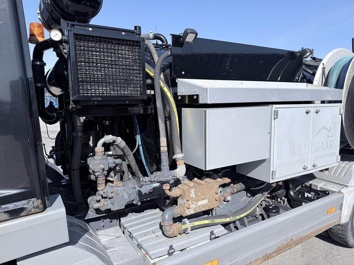 God Mercedes Atego 1224 4x2 Hvidtved Larsen Cityflex 204