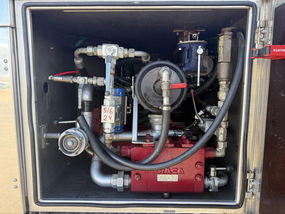 Meget god MAN TGM 14.250 4x2 VM-Tarm 4.000 l. Rustfri stål PED Kombi