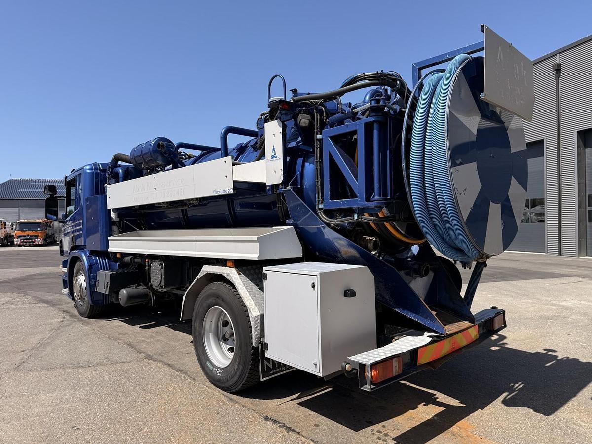 God Scania P310 4x2 Hvidtved Larsen Flexline 207