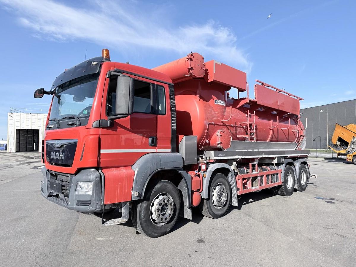 Meget god MAN TGS 41.400 8X4 BB Naaktgeboren VP-8000 - 14.000 L