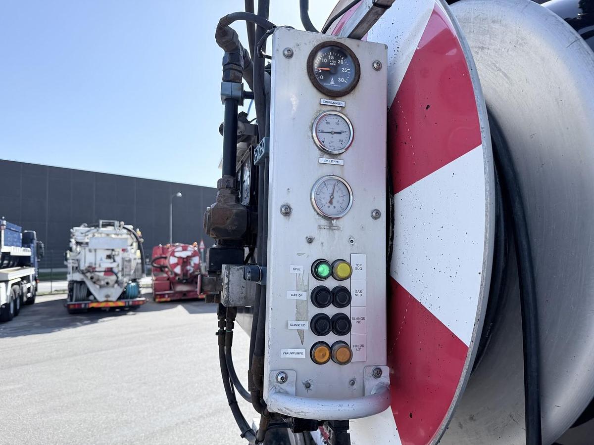 God Mercedes Atego 1224 4x2 Hvidtved Larsen Cityflex 204