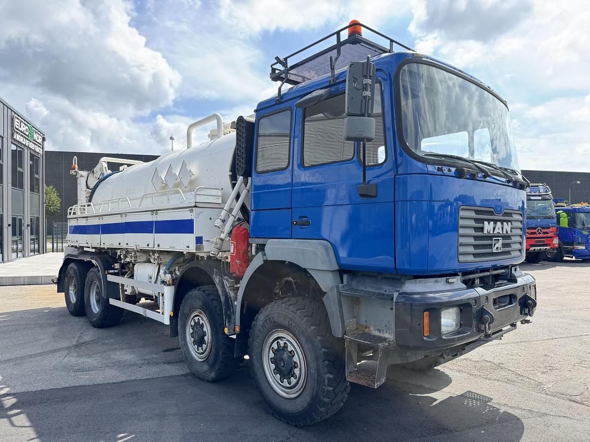 God MAN 35.464 8x8 Hvidtved Larsen 9000 L