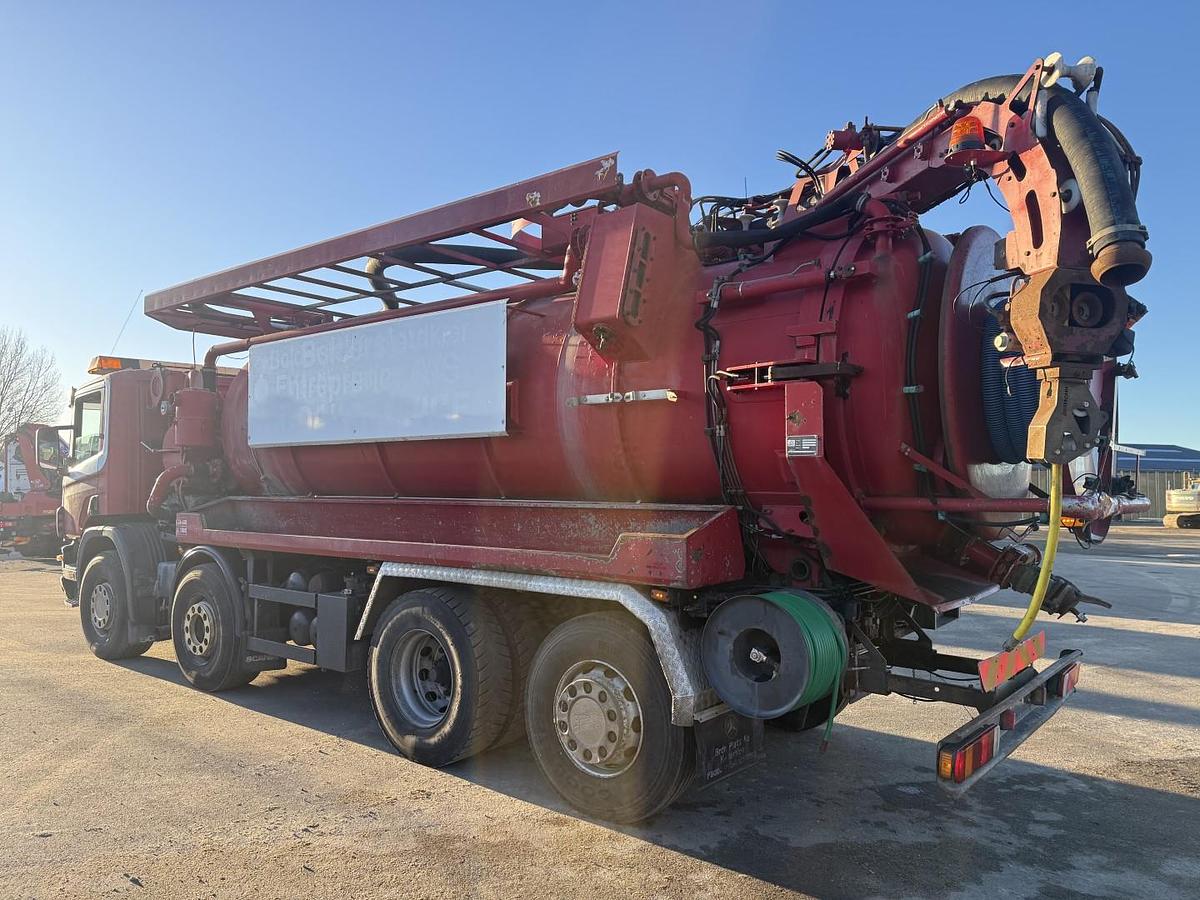 God Scania 114G 380 8x2*6 Assmann 14 m3 Slamsuger