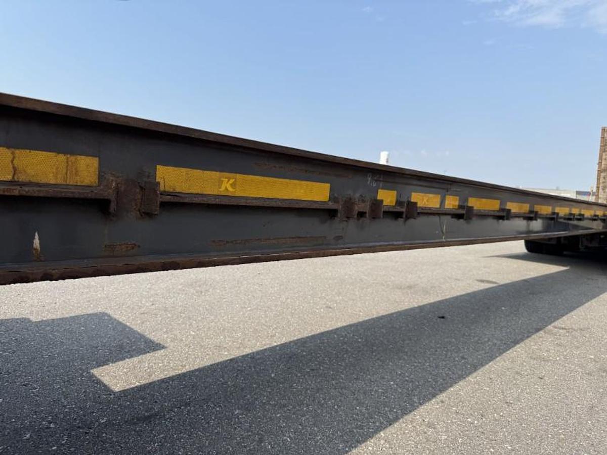 God Kässbohrer 4 akslet Udtrækkelig Maskintrailer