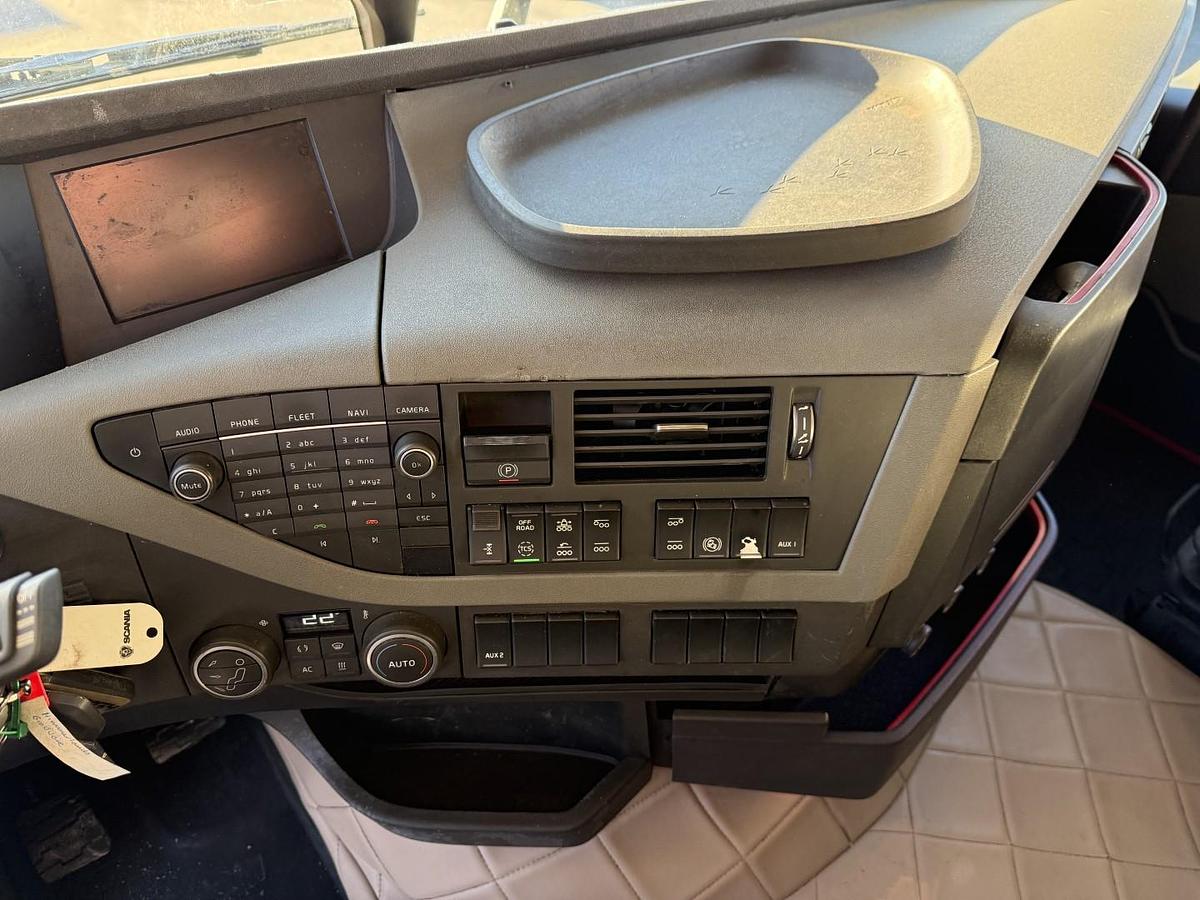 God Volvo FH500 8x2*6 Tip / HMF 2120 K3