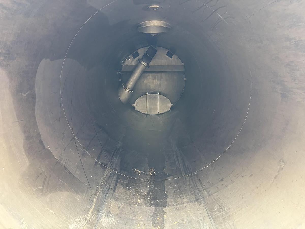 God 1999 Mercedes Actros 4140 8x4 KOKS MEGAVAC 8000 ADR 13.500 l. Rustfri stål