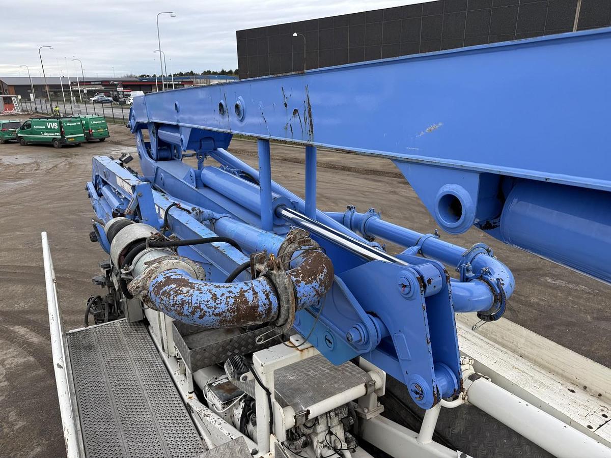 Used Scania P370 6x4 Liebherr THP140H 24 M4 XH