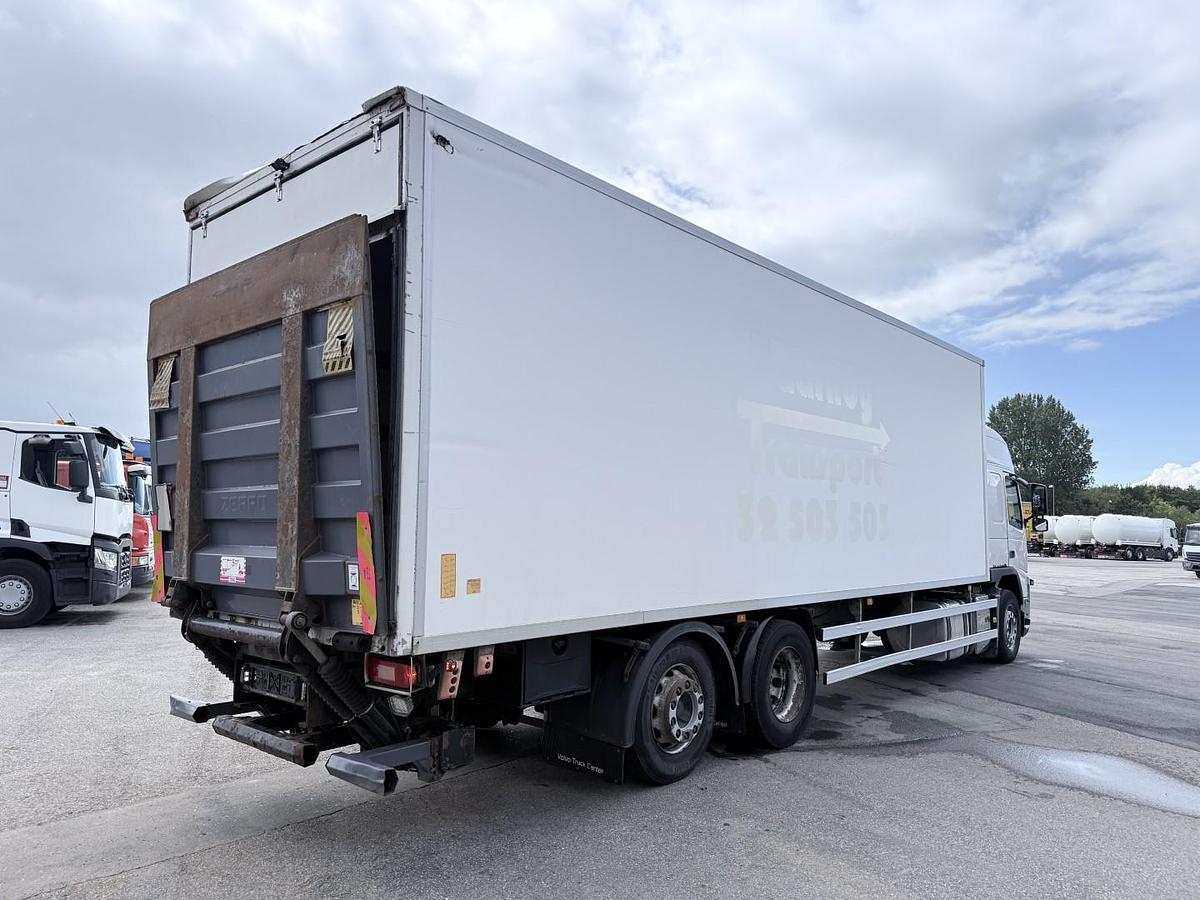 God 2012 Volvo FM 330 6x2*4 Sideåbning 8,7 m