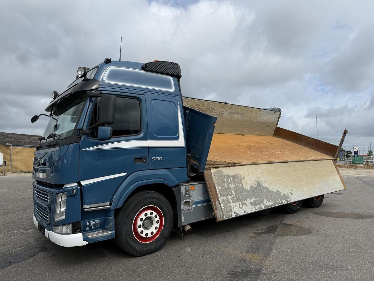 God 2017 Volvo FM 500 8x4 Pushertridem Tipbil
