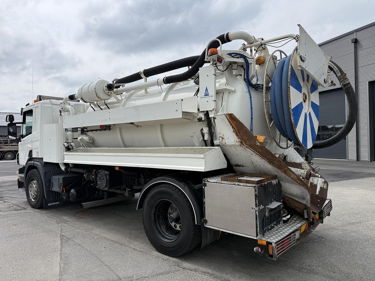 God 2007 Scania P270 4x2 Hvidtved Larsen 7000 L
