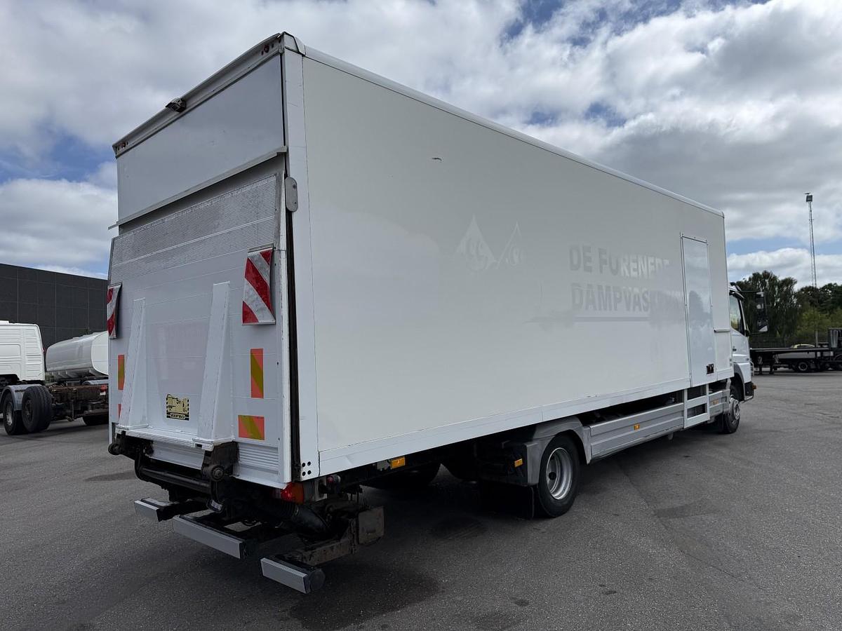 God 2011 Mercedes Atego 1218 4x2 Euro 5 8,0 m