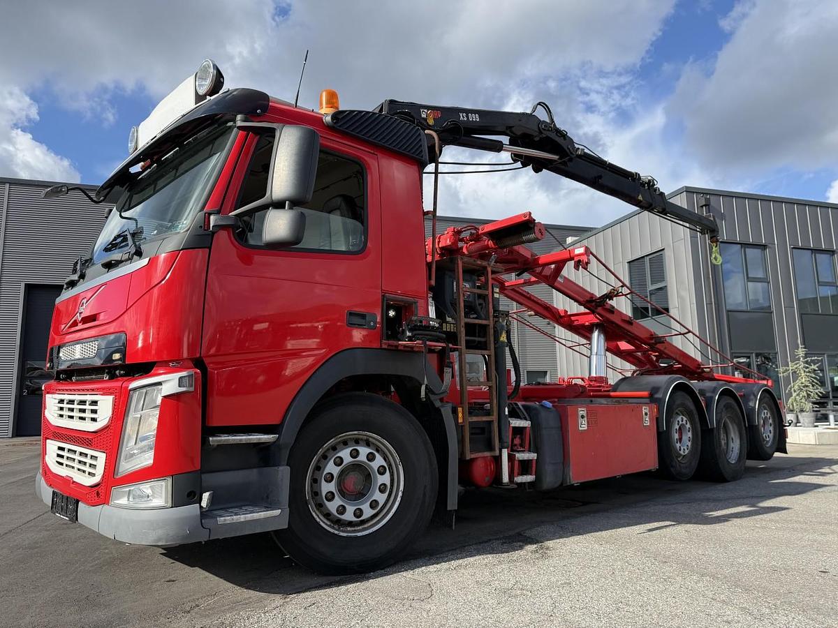 God 2018 Volvo FM500 8x2 Pusher tridem Hiab 099 B3 Radio