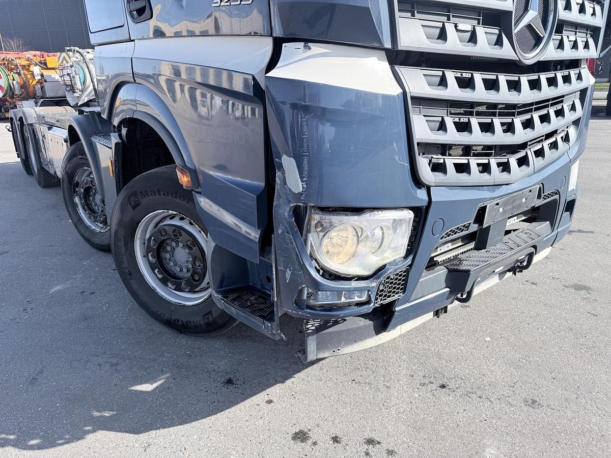 God Mercedes Arocs 3253 8x2*6 Euro 6 Chassis