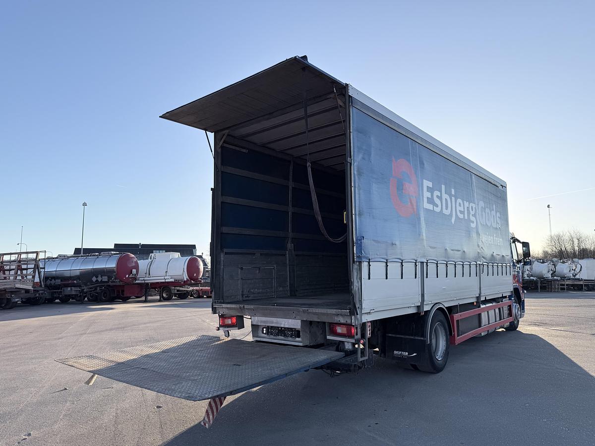 God 2012 Volvo FM 330 7,7 m Fragtlad