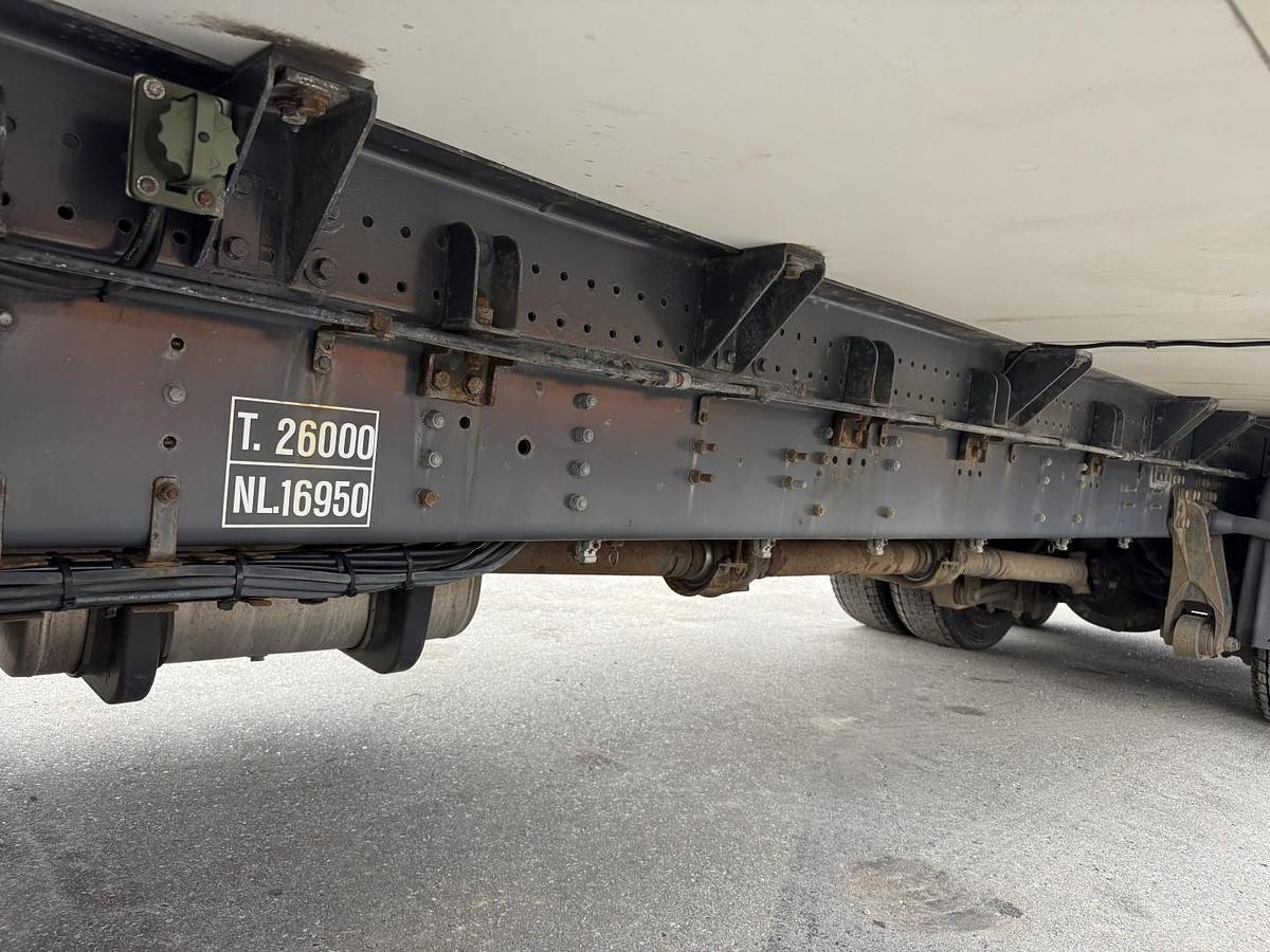 God Scania Scania P320 6x2*4 Carrier Supra 1250 Mt 9.90 m. kasse