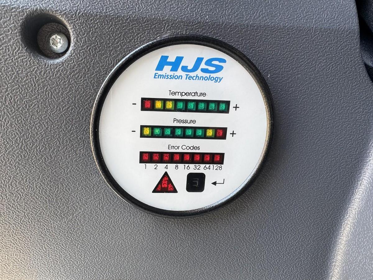 Meget god Scania P320 4x2 Hvidtved Larsen 7000 L Kombi