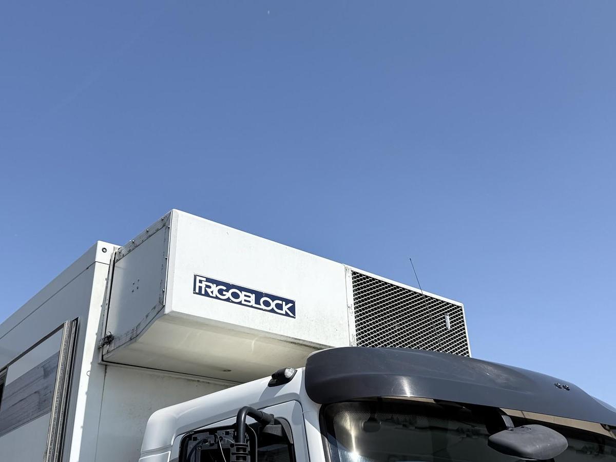 God Volvo FE320 6x2*4 Frigoblock FK25SL 9.9 m kølekasse