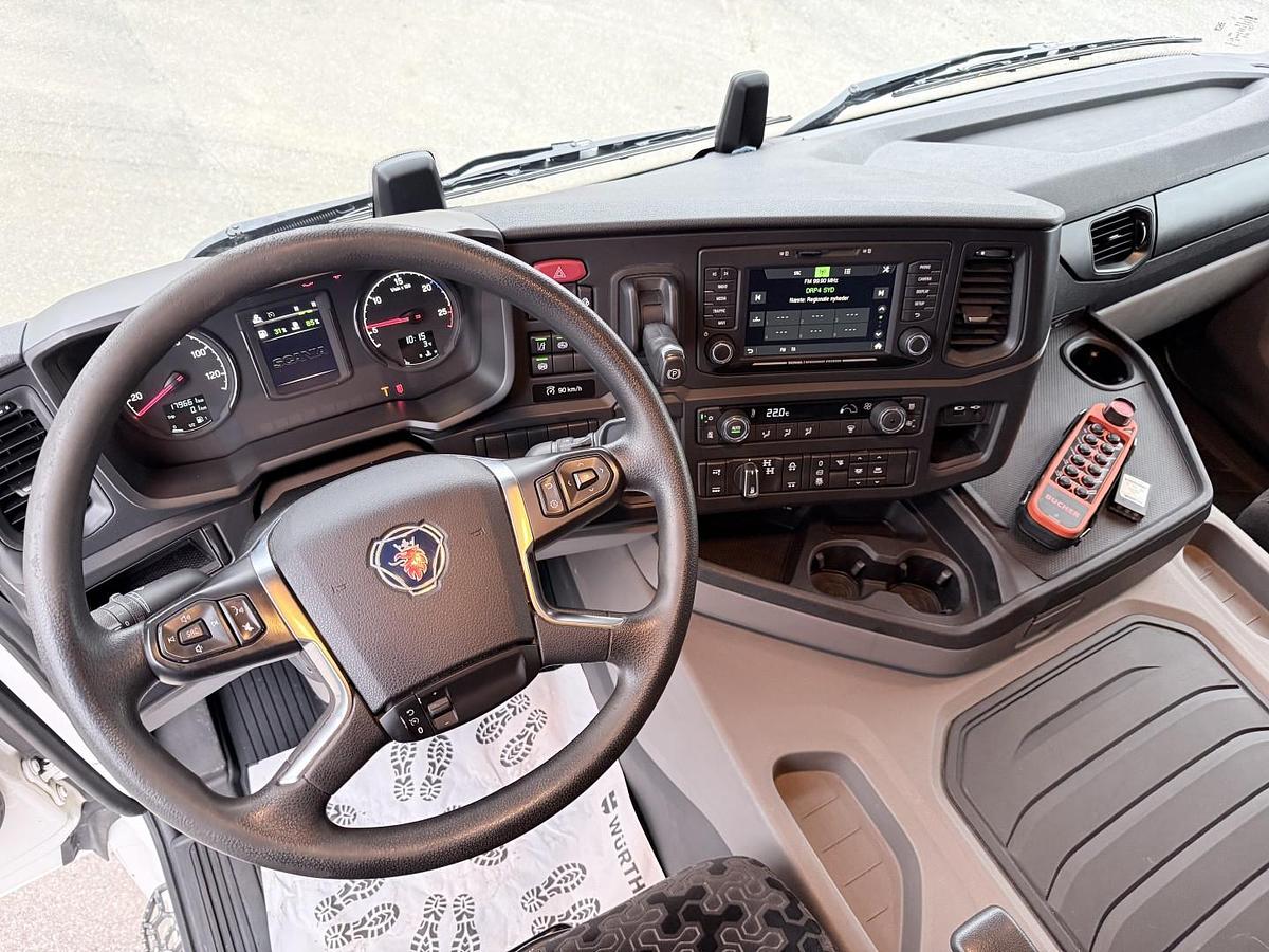 Meget god  Scania G500 8x4*4 Bucher Recycler 414