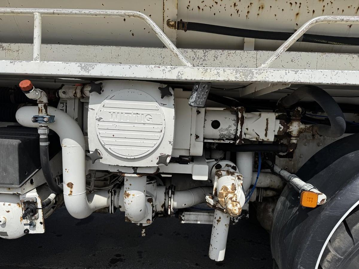 God MAN 35.464 8x8 Hvidtved Larsen 9000 L