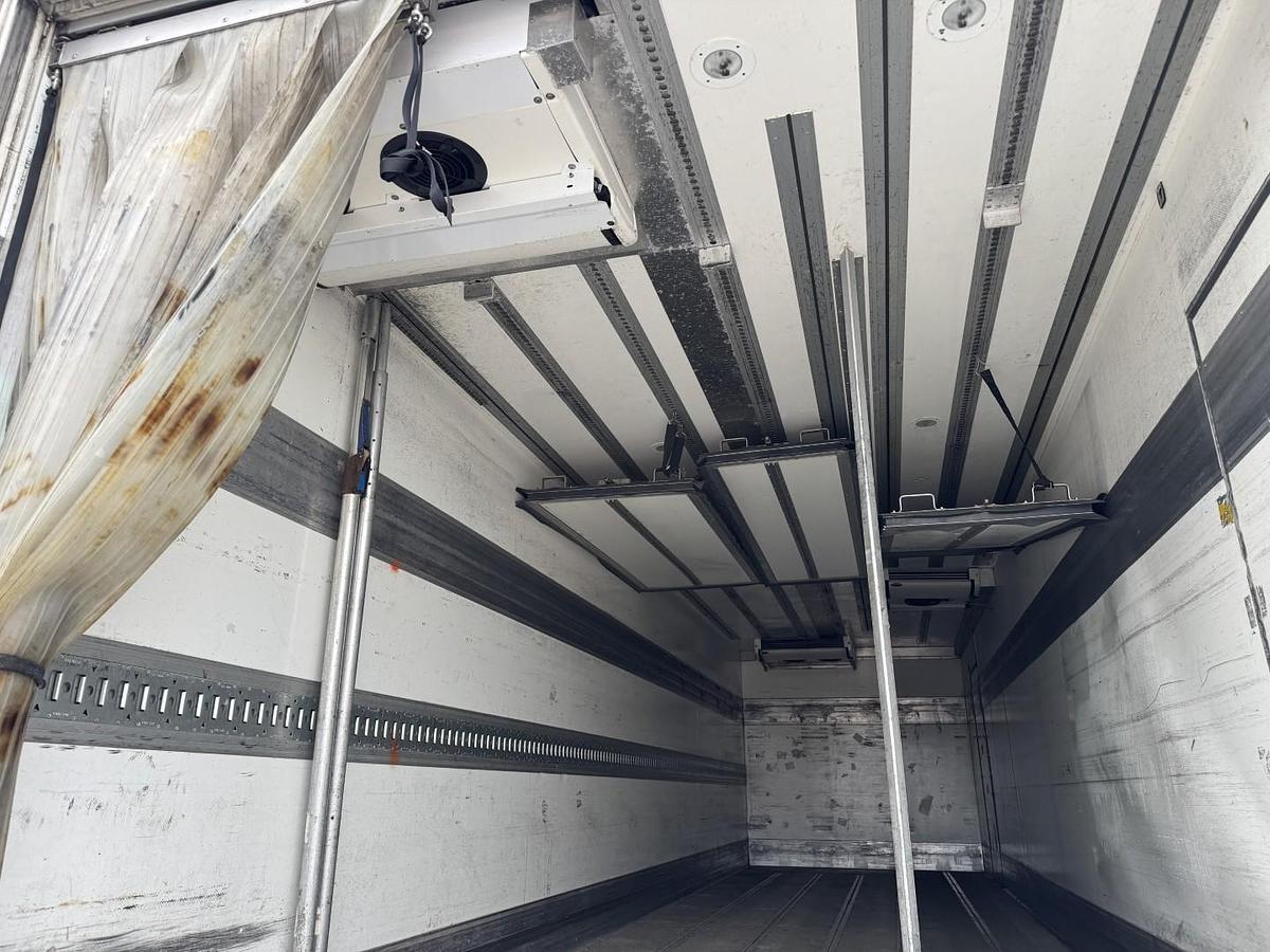 God 2015 Volvo FM330 6x2*4 Carrier Supra 1250 Mt (defekt kølemaskine)