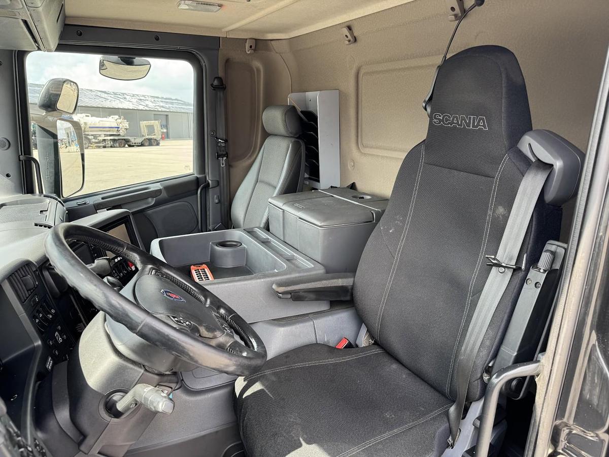 Meget god Scania P450 8x2*6 Hvidtved Larsen FlexLine 414 ADR