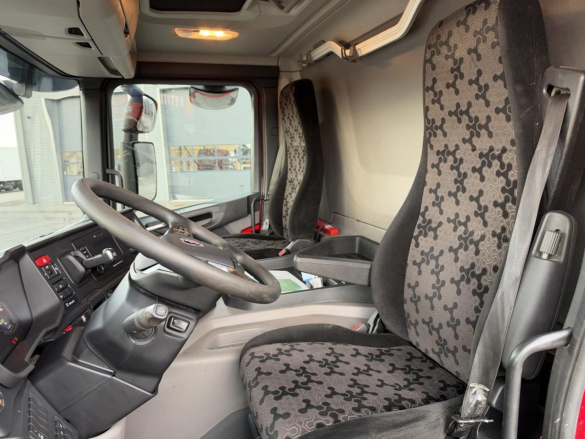 Meget god 2021 Scania P280 4x2 Simon Moos SLS1648 8.000 l. Kombi