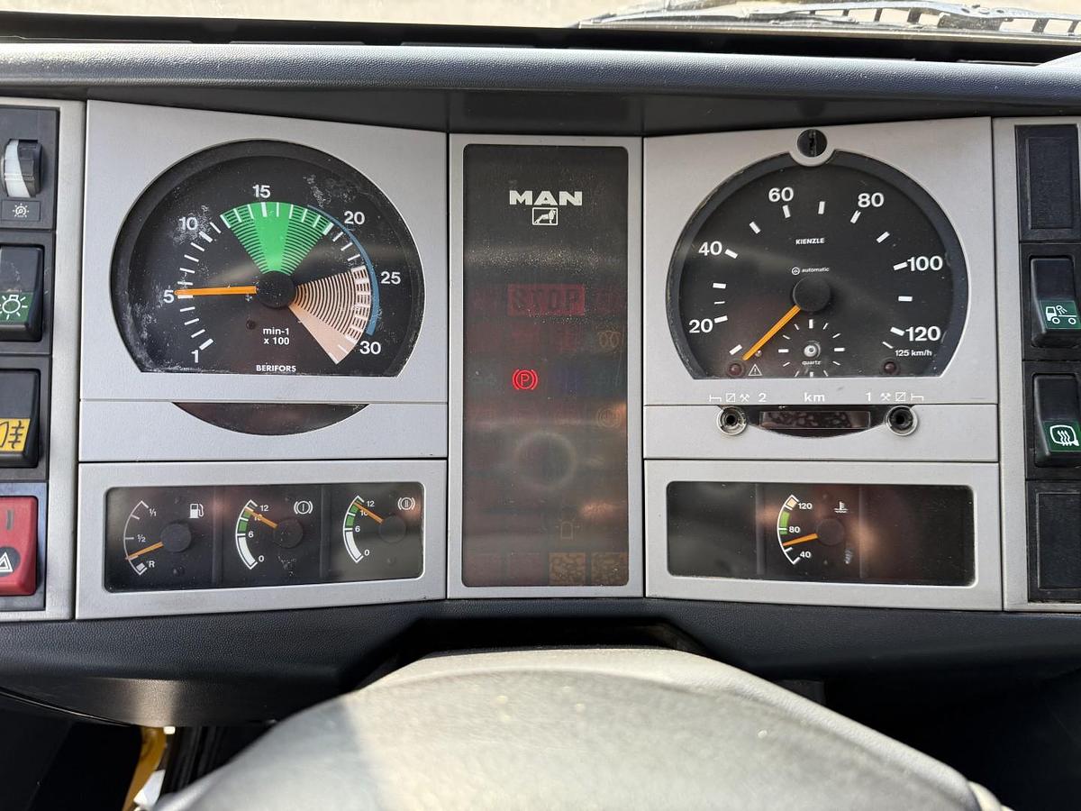 Used 2004 MAN LE 18.280 4x4 HMF 1563K3