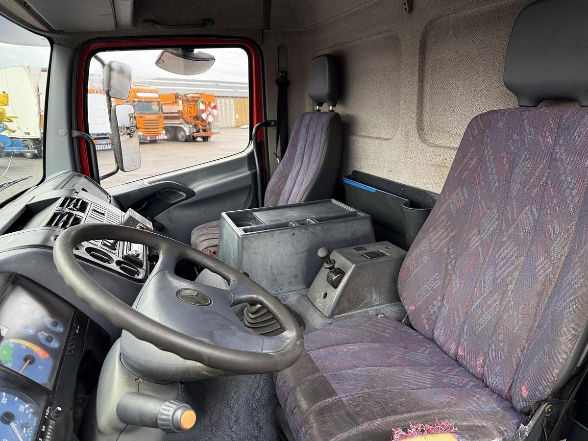 God 2000 Mercedes Atego 1523 4x2 Slamsuger
