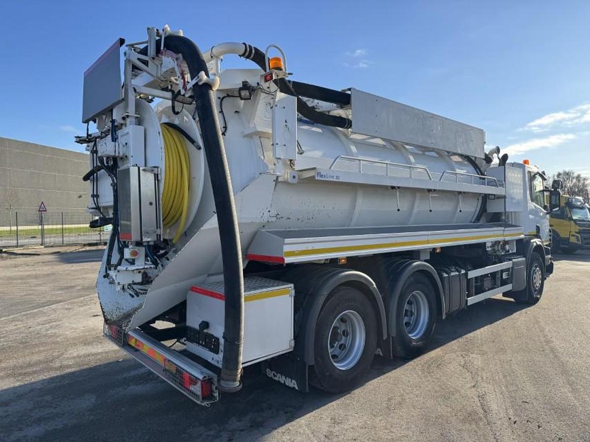 God Scania P360 EURO 6 6x4 Hvidtved Larsen FlexLine 312