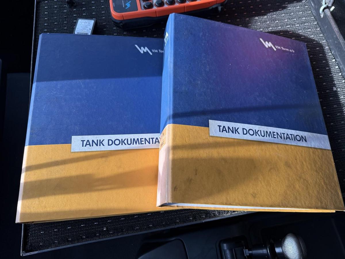 Meget god MAN TGM 14.250 4x2 VM-Tarm 4.000 l. Rustfri stål PED Kombi