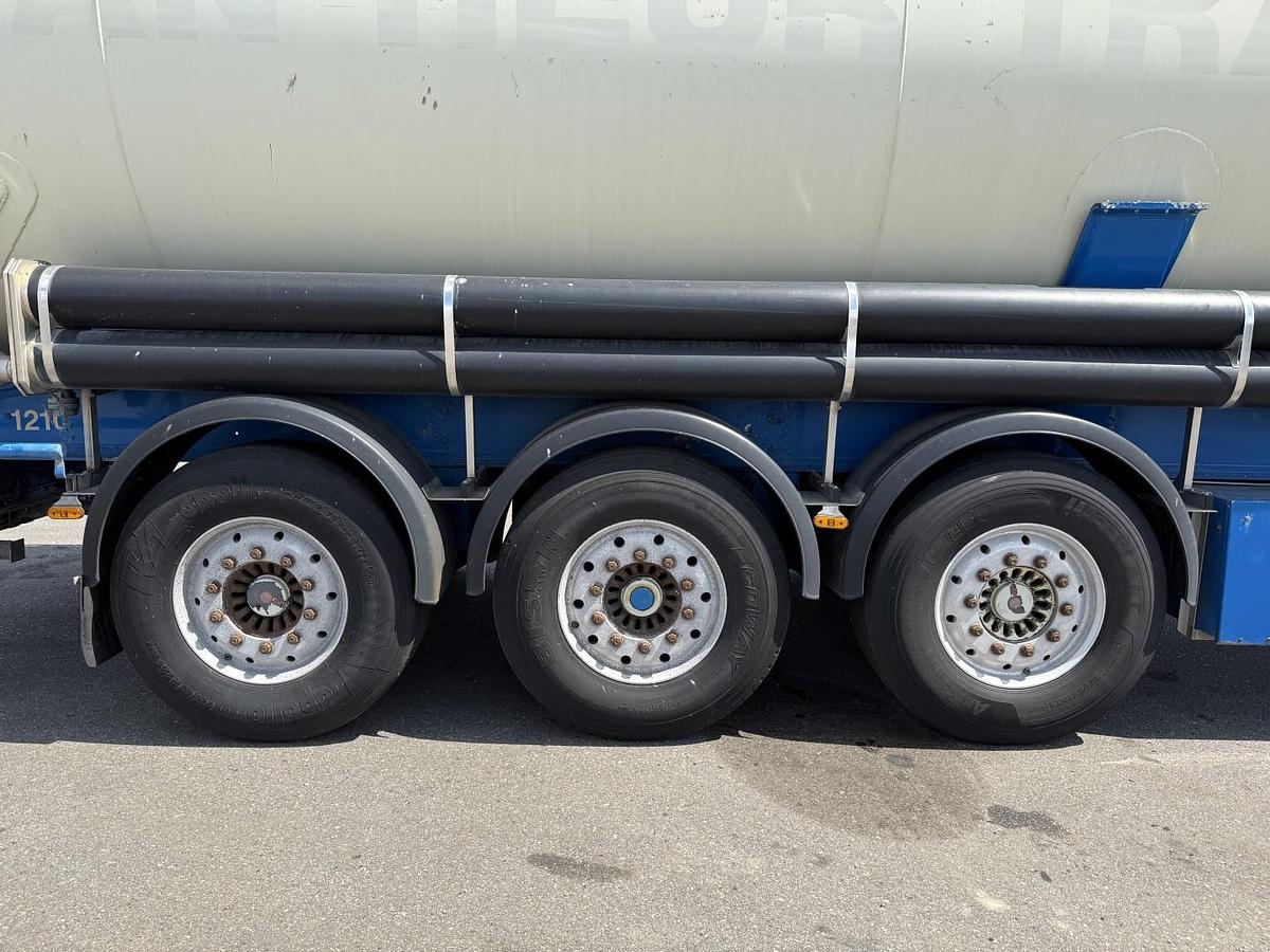 God Feldbinder 63 m3 Silotrailer