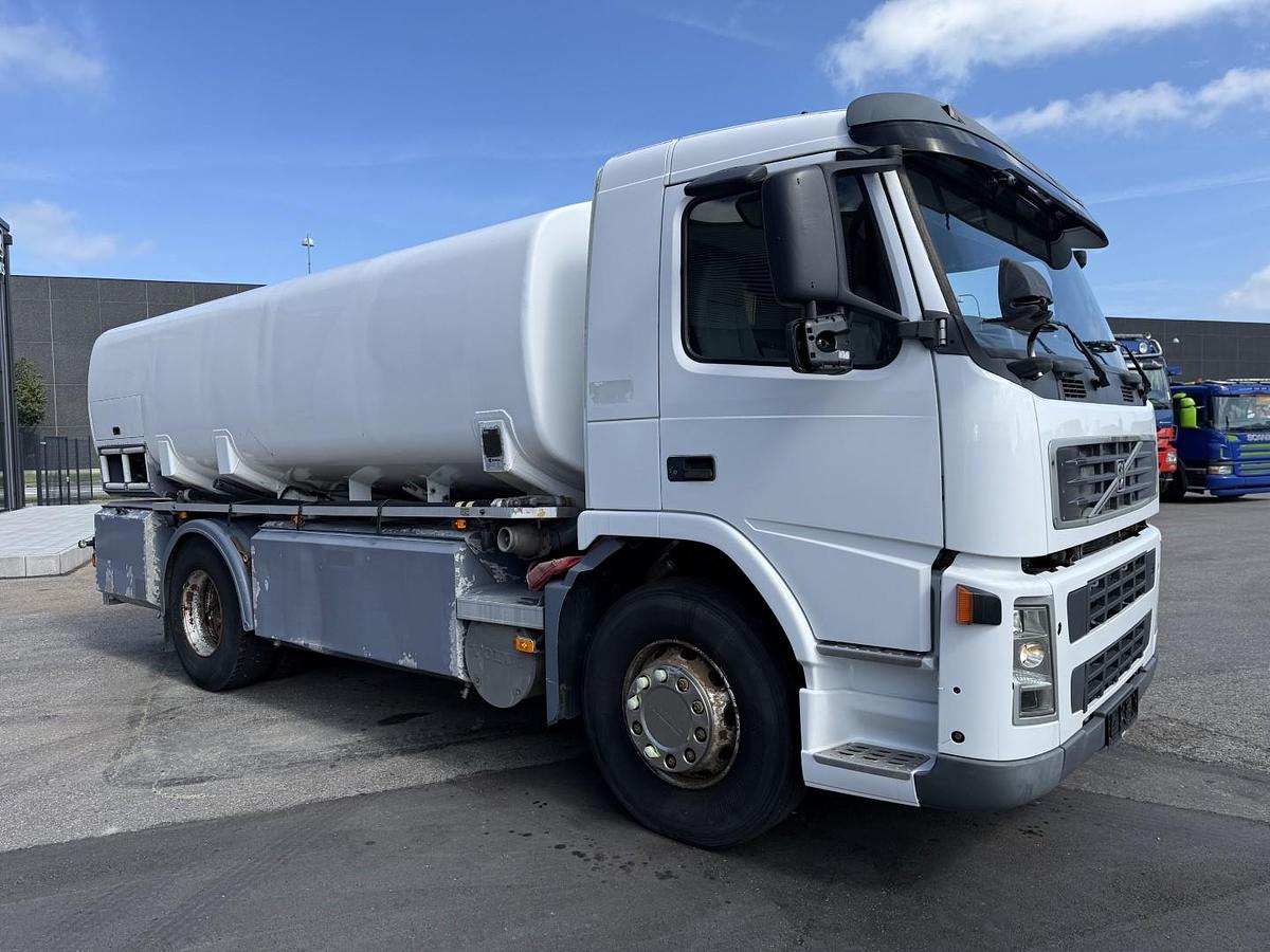 God Volvo FM9/260 4x2 12.865 L ADR Tankbil