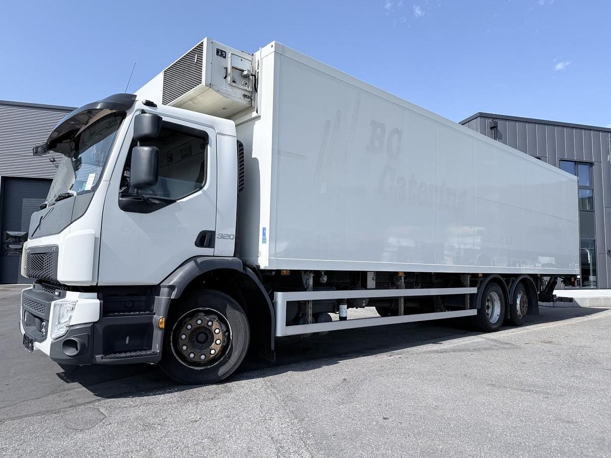 God Volvo FE320 6x2*4 Frigoblock FK25SL 9.9 m kølekasse