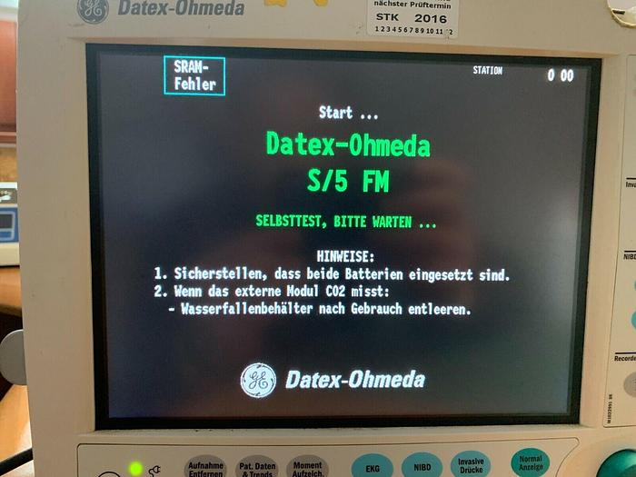 Used Datex Ohmeda S5 , Compact Monitor with E-PSMP-00