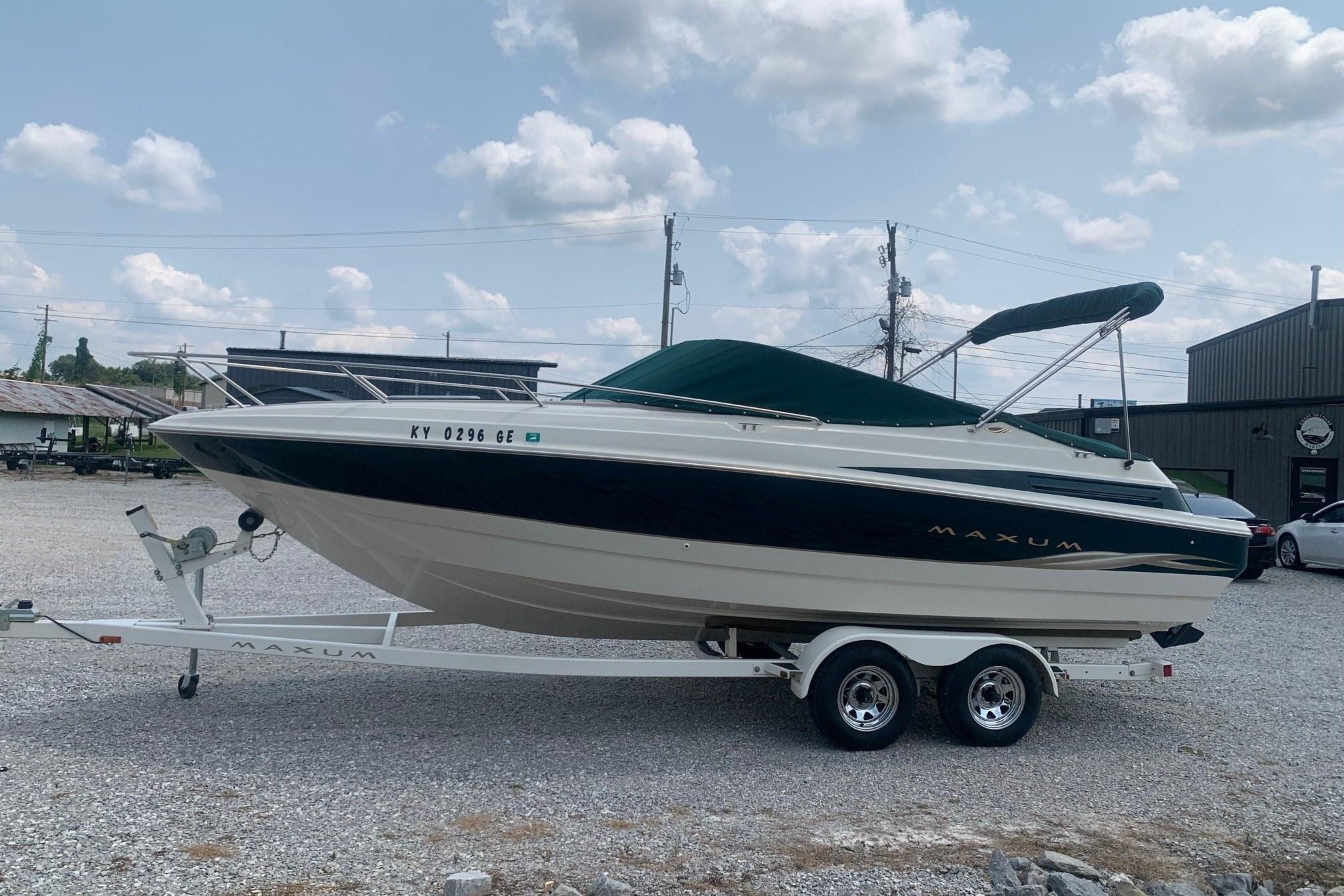 Used 2000 Maxum 2300 SC
