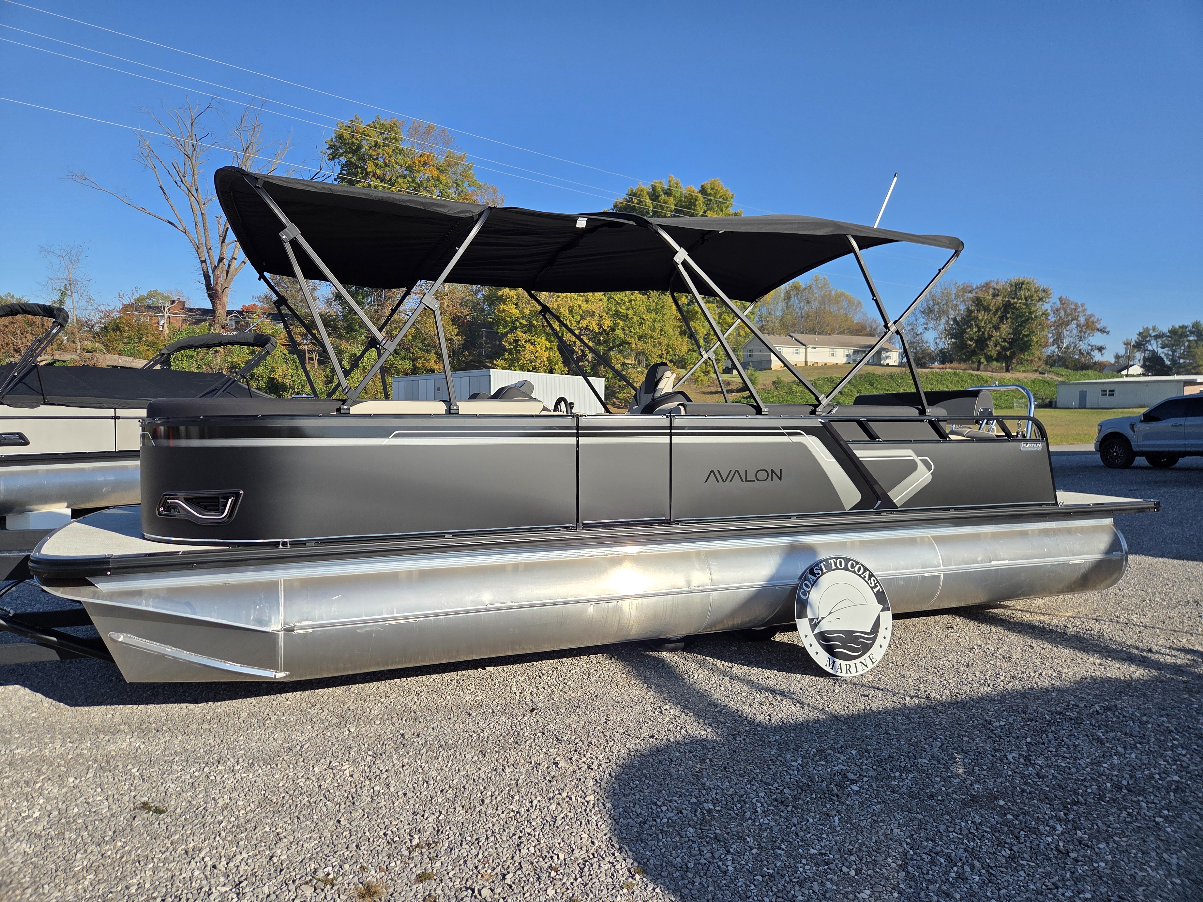 2027 Avalon 2585 LSZ Cruise Rear Bench