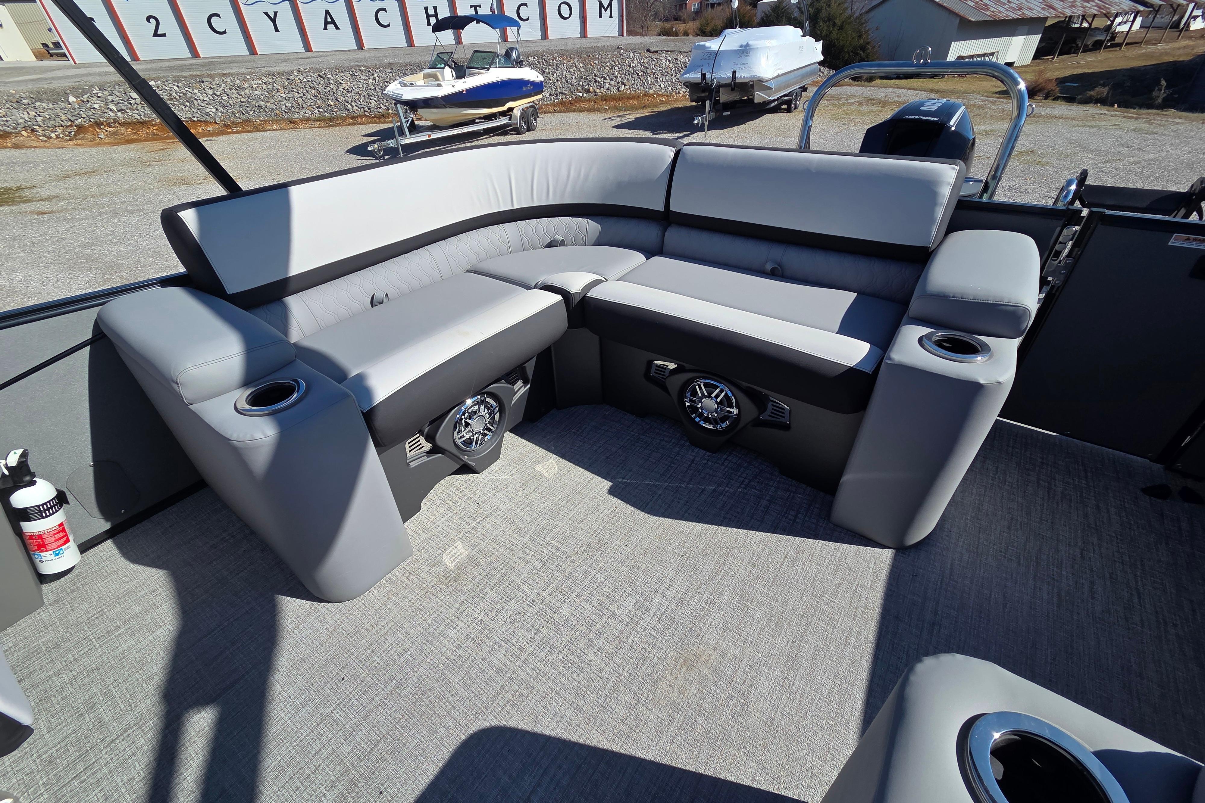 2026 Avalon Platinum Catalina 2585 Elite