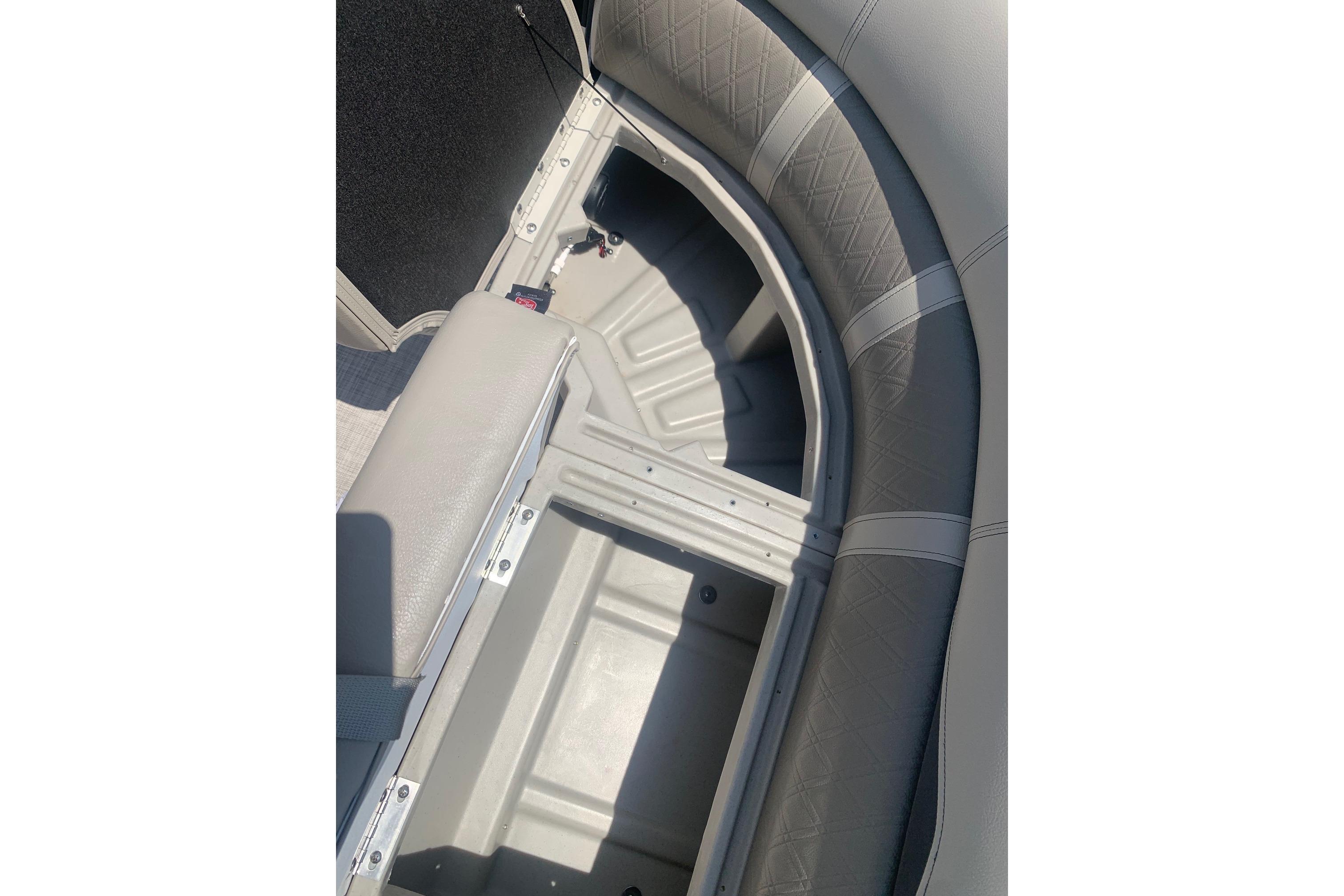 Used 2023 Silver Wave 2410 SW3 CLS