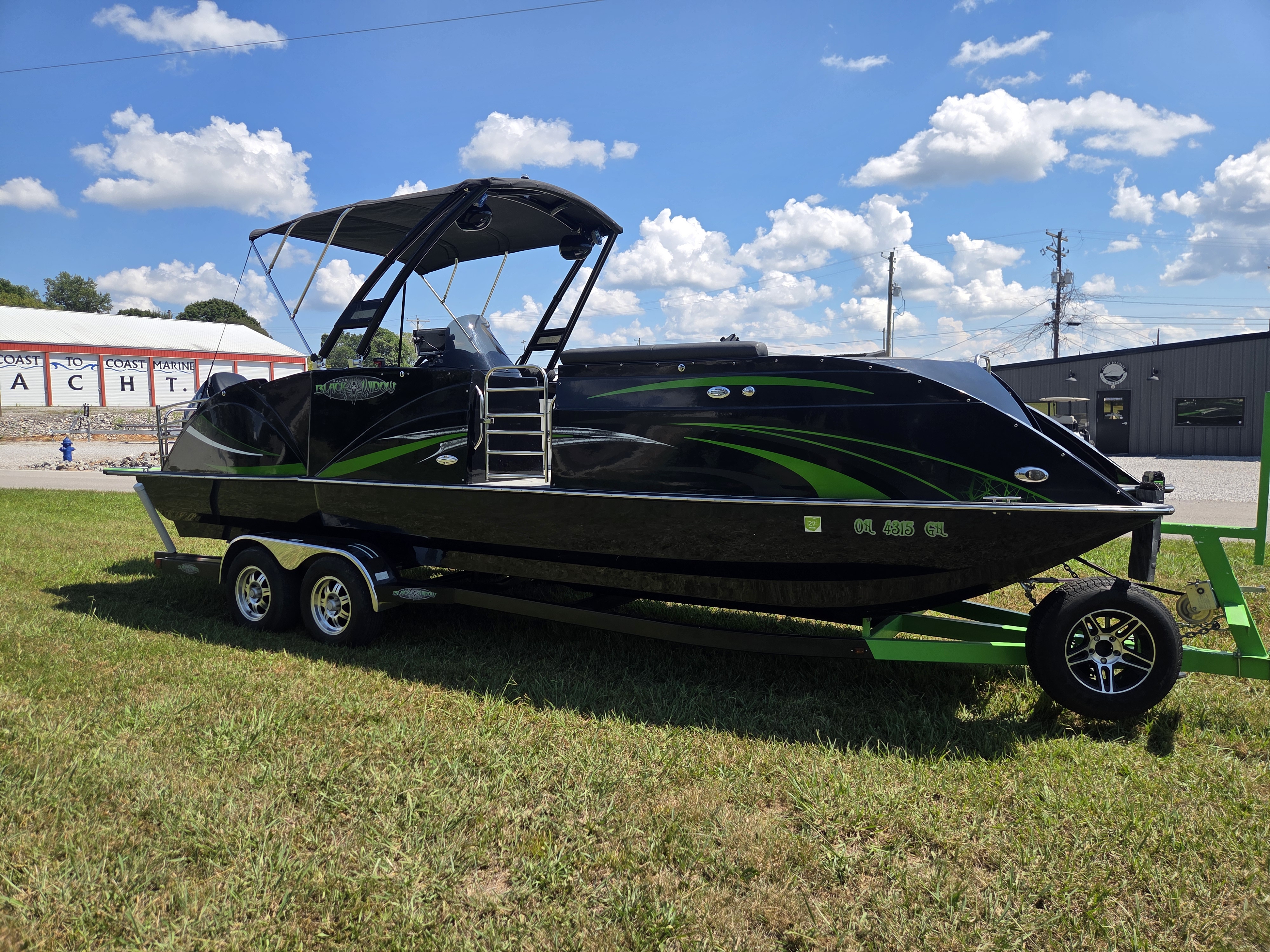 Used 2015 Caravelle Razor 247 UR "Black Widow Edition"