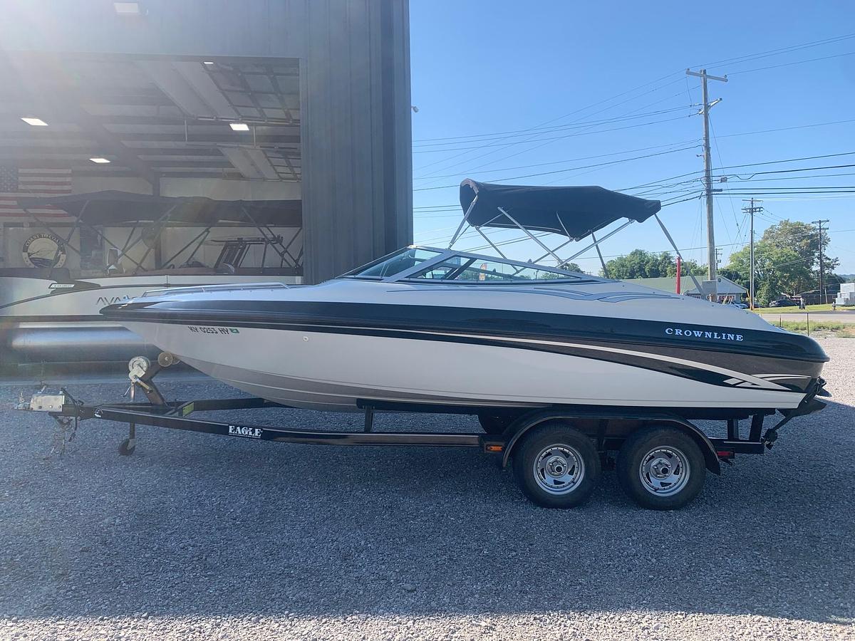 Used CROWNLINE 202 BOWRIDER " IMMACULATE CONDITION"