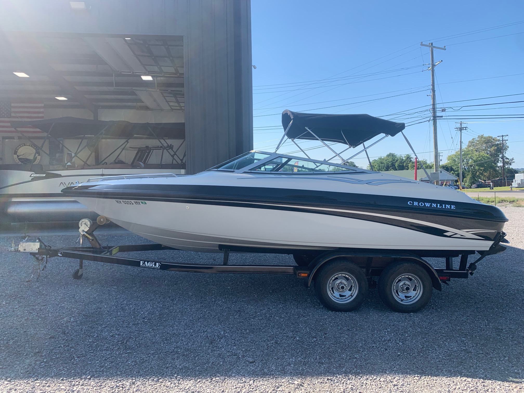 Used CROWNLINE 202 BOWRIDER " IMMACULATE CONDITION"