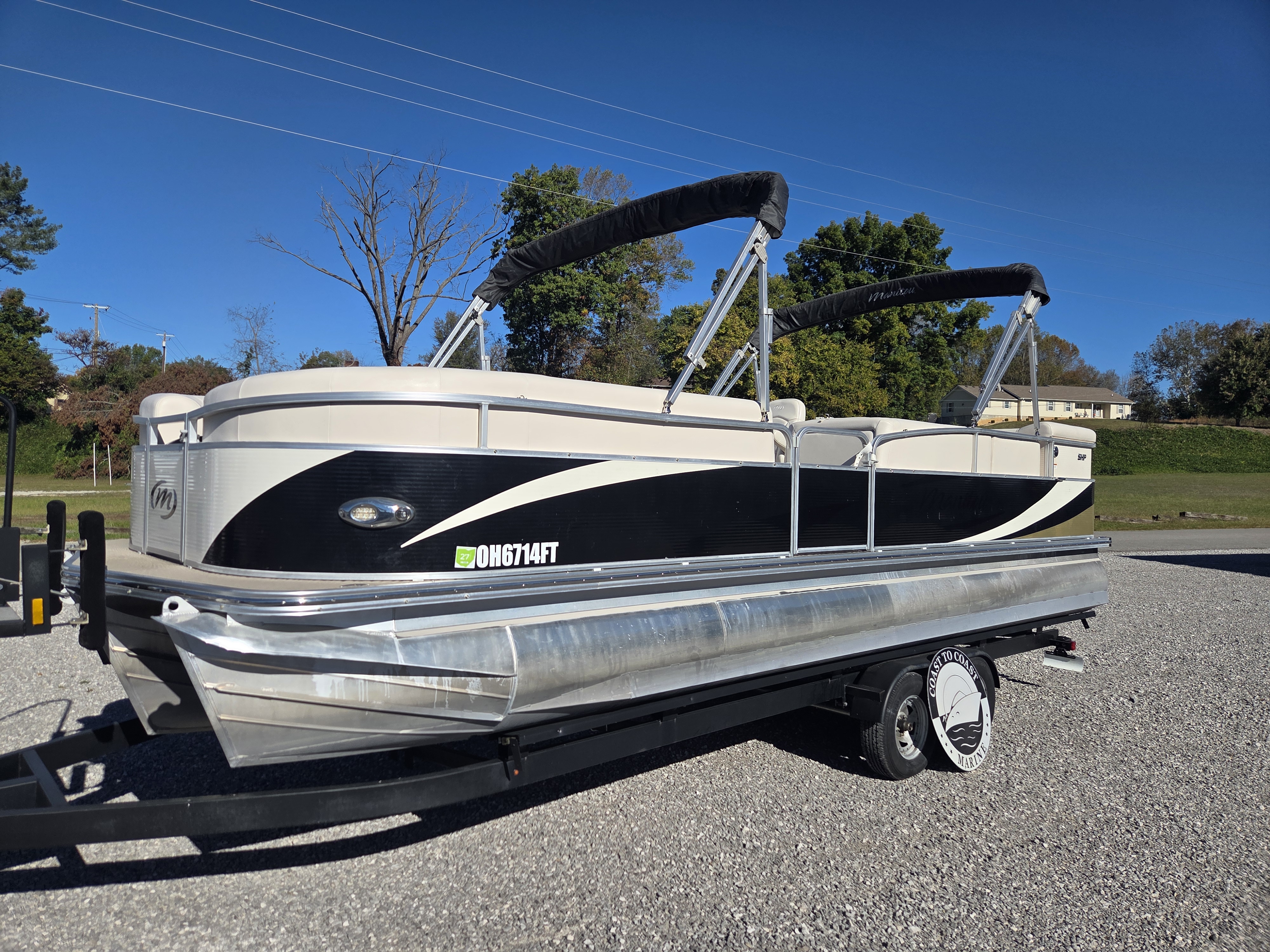 Used 2011 Manitou 24 Encore Tri-toon