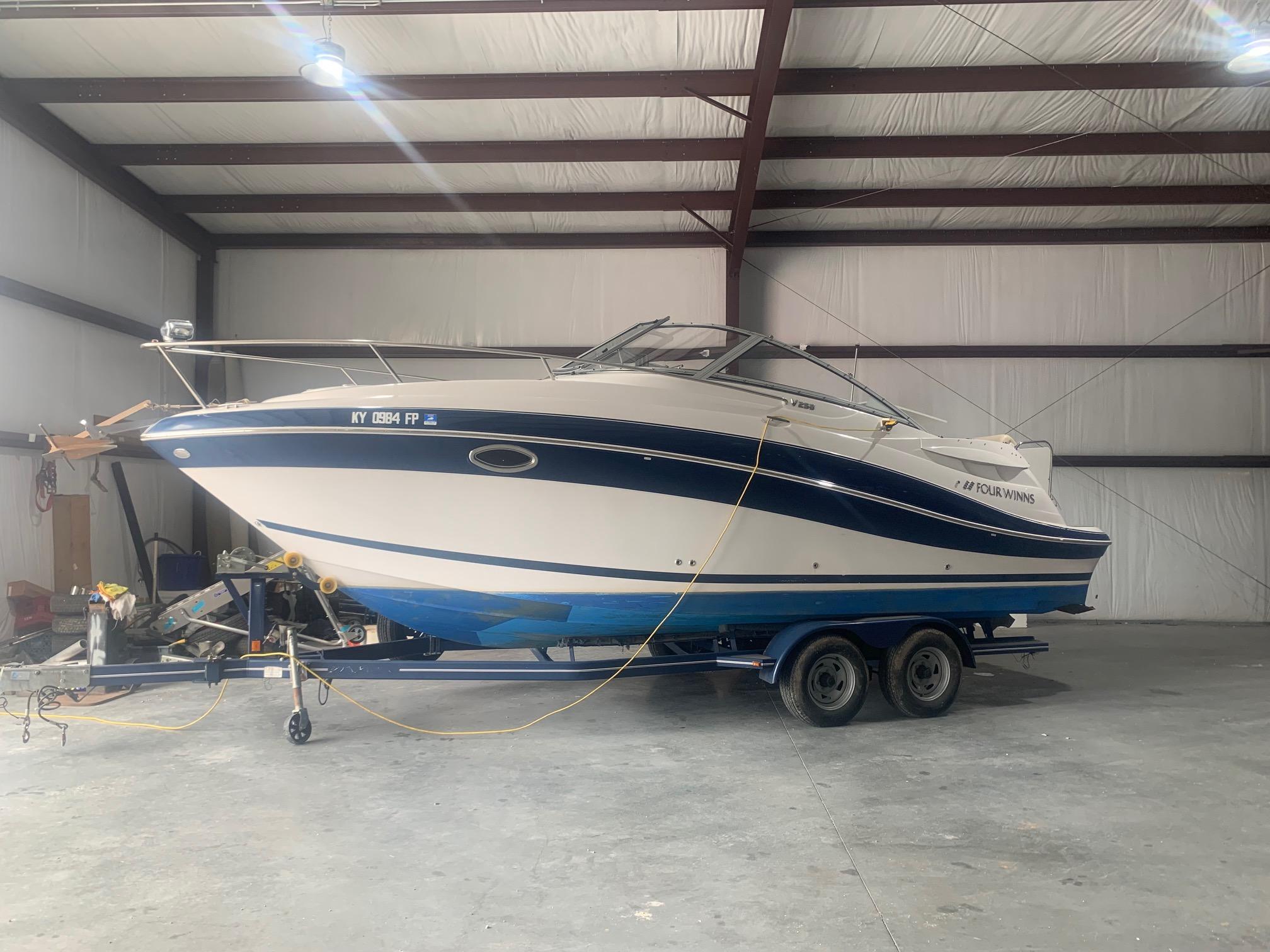 Used 2008 Four Winns V258