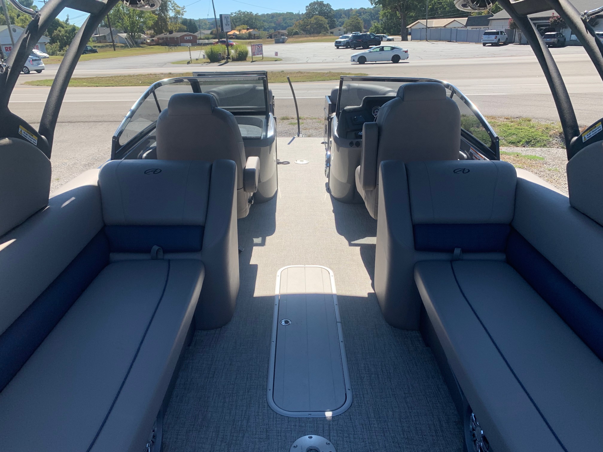 Used 2022 AVALON 2585 QL